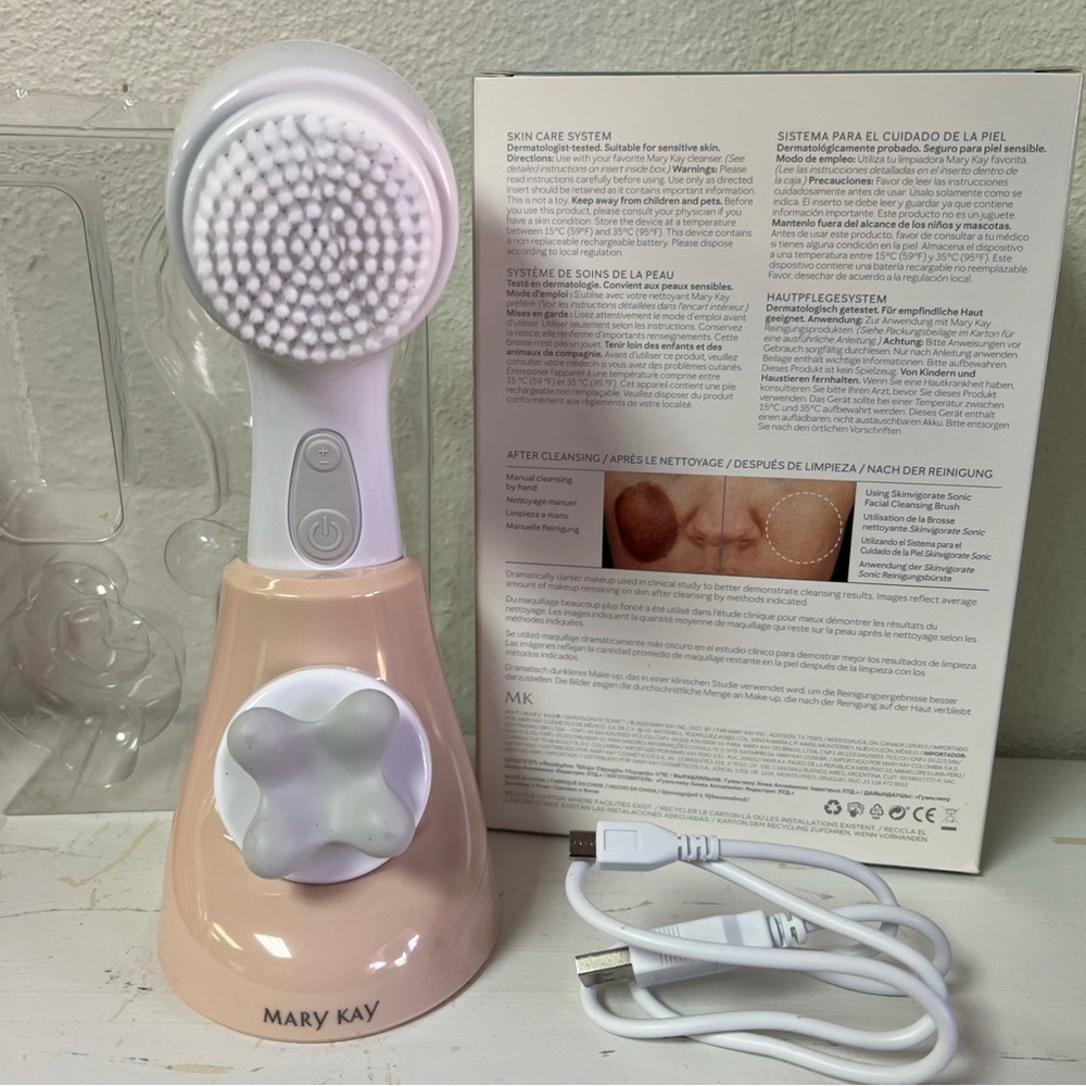 MARY KAY SKINVIGORATE  System  1 Brush Head USB Cord, New Includes Stand
